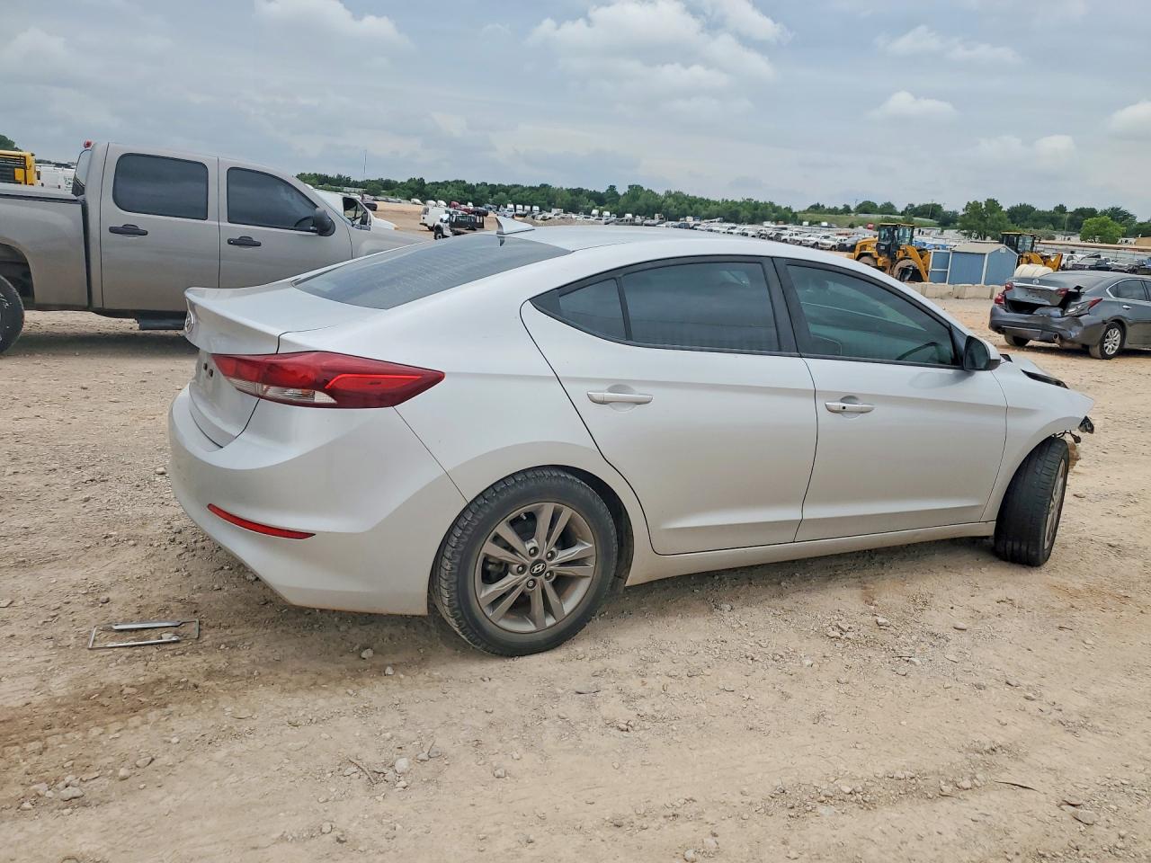 2018 HYUNDAI ELANTRA VALUE EDITION photo 5