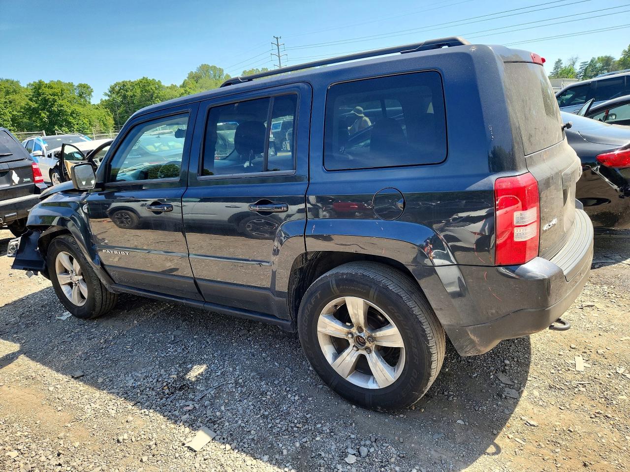 2014 JEEP PATRIOT LATITUDE photo 4