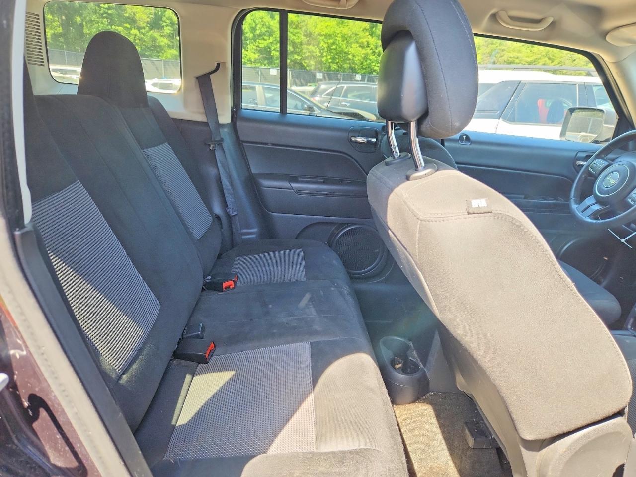 2014 JEEP PATRIOT LATITUDE photo 28