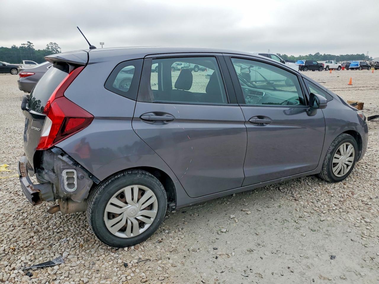 2017 HONDA FIT LX photo 3