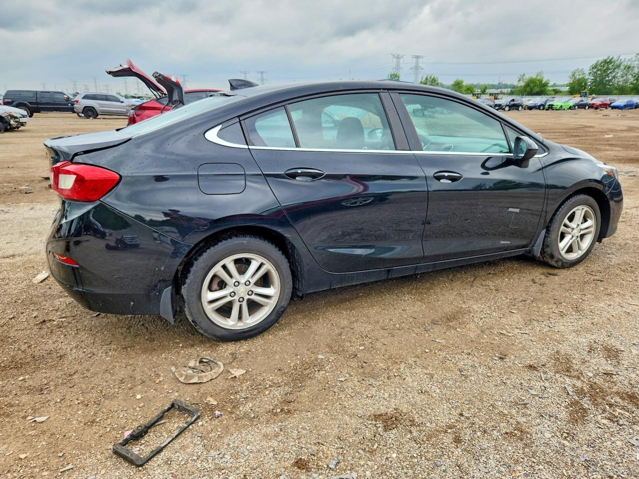 2017 CHEVROLET CRUZE LT photo 5