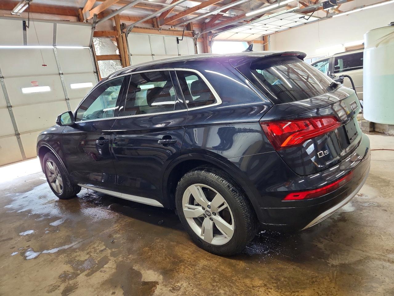 2019 AUDI Q5 PREMIUM PLUS photo 2