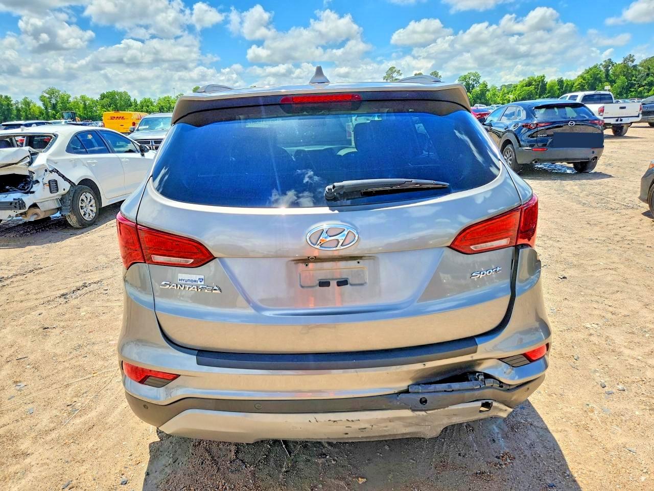 2017 HYUNDAI SANTA FE SPORT 2.4L photo 16