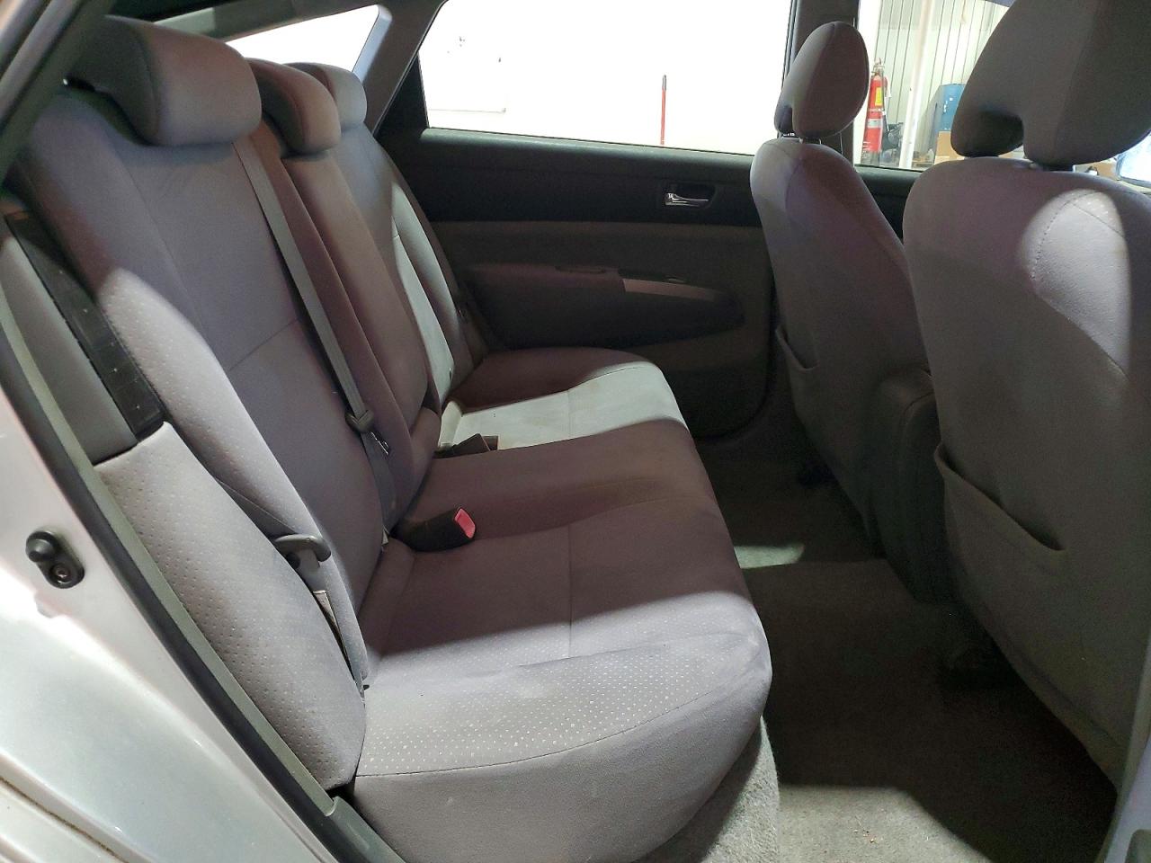 2007 TOYOTA PRIUS BASE photo 19