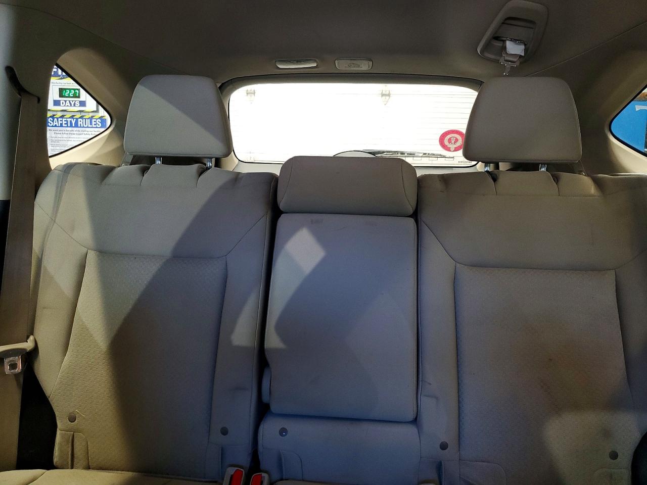 2015 HONDA CR-V LX photo 28