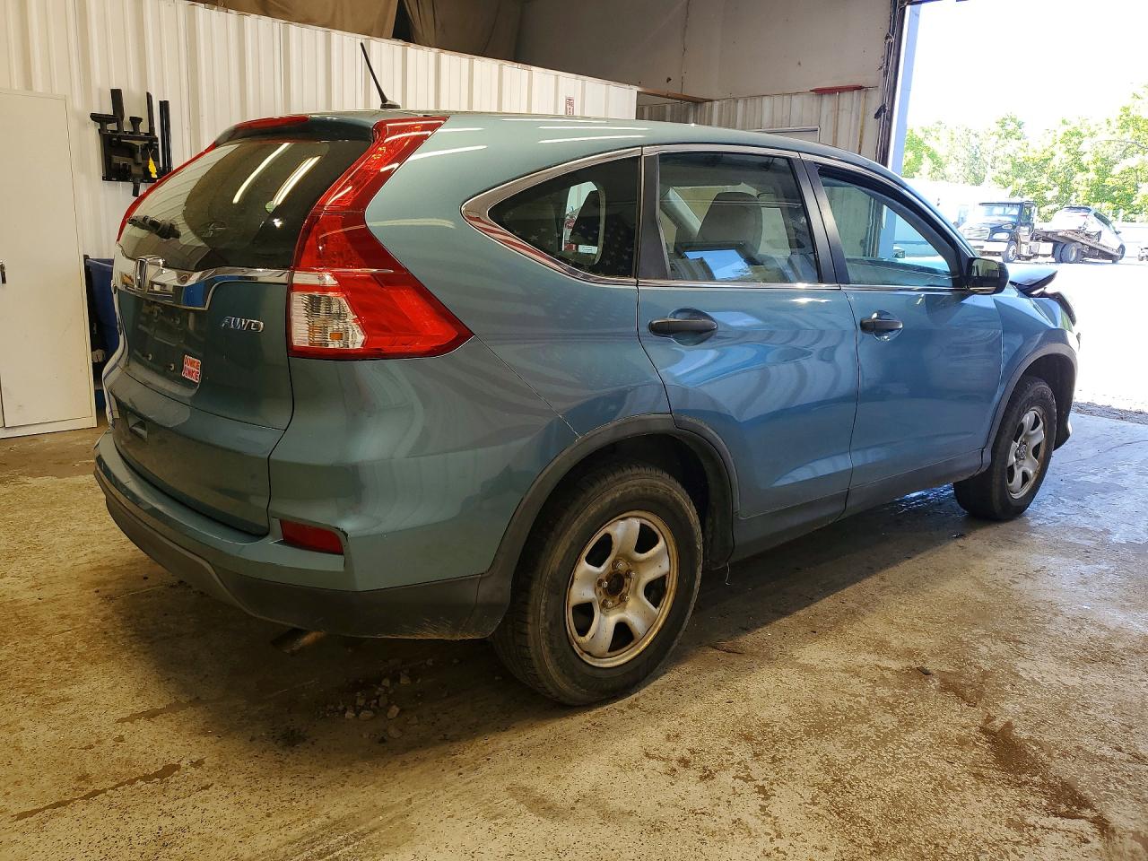 2015 HONDA CR-V LX photo 7