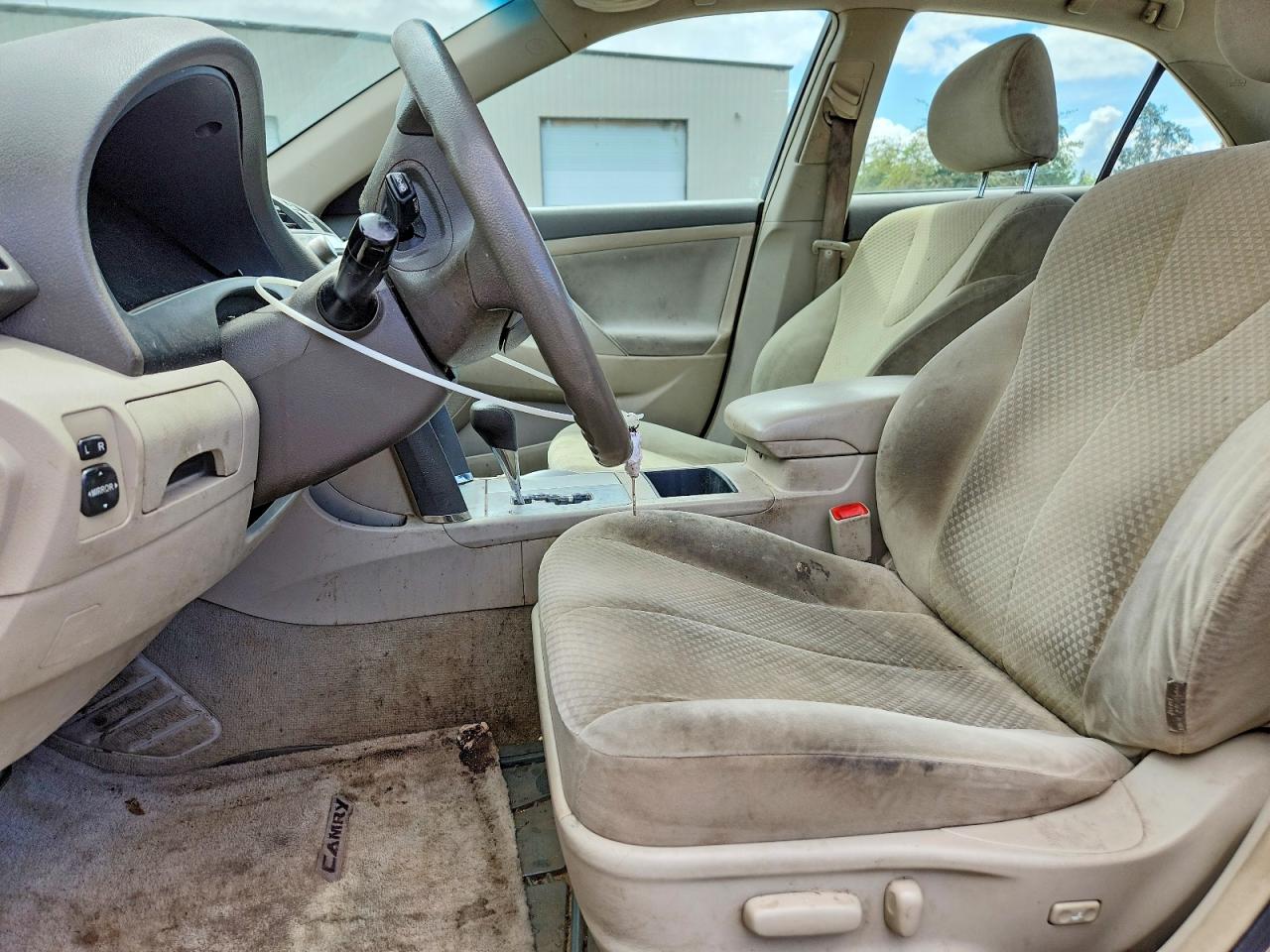 2007 TOYOTA CAMRY LE photo 7