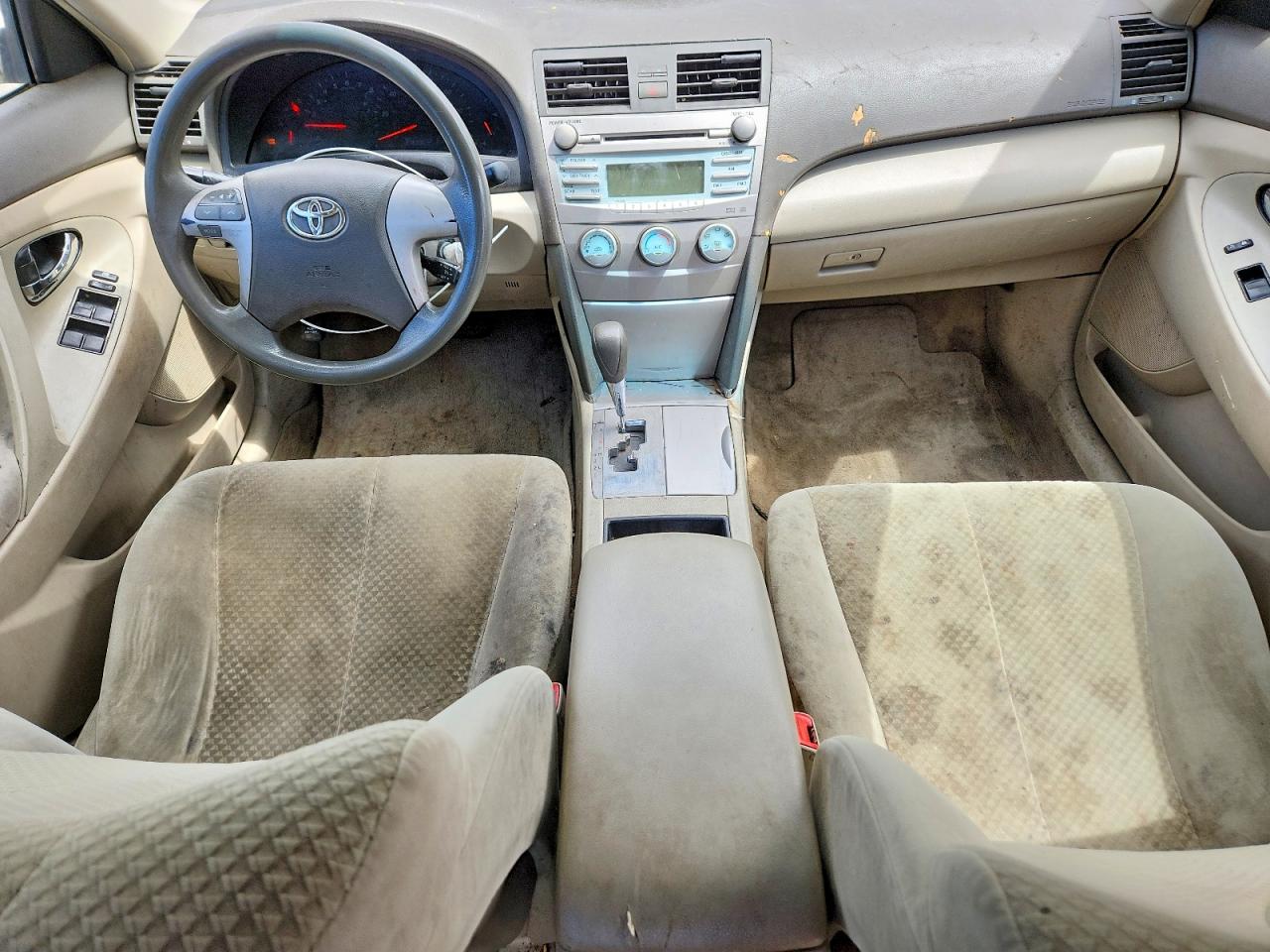 2007 TOYOTA CAMRY LE photo 8