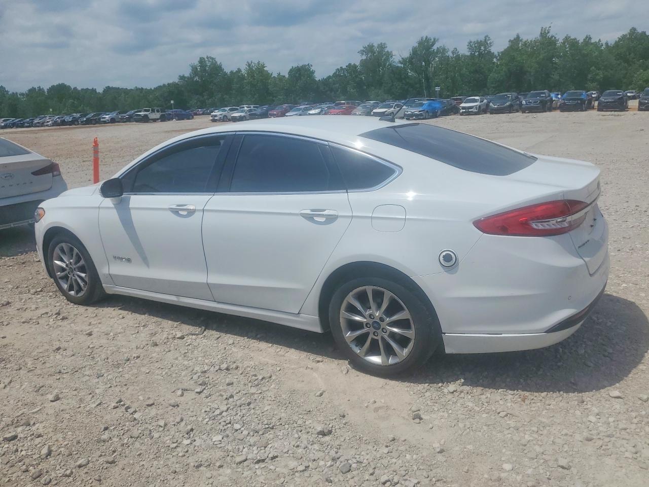 2017 FORD FUSION SE HYBRID photo 3