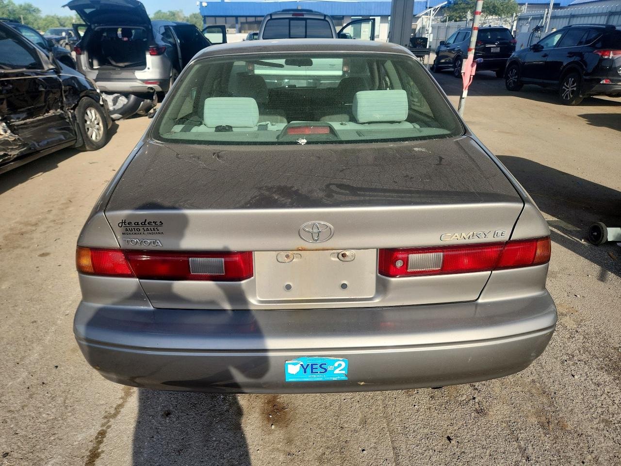 1999 TOYOTA CAMRY LE photo 11