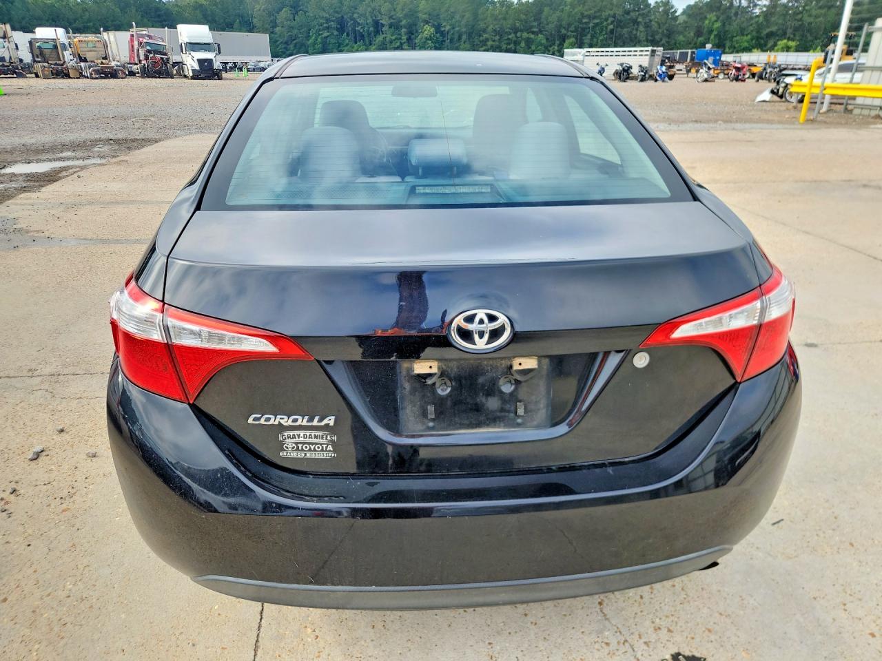 2014 TOYOTA COROLLA L photo 11
