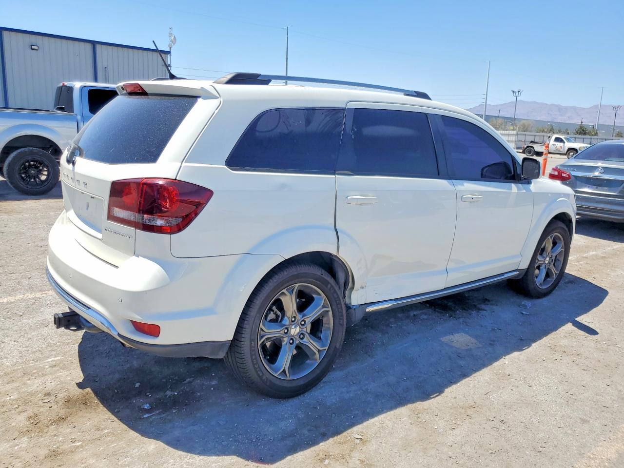 2015 DODGE JOURNEY CROSSROAD photo 3