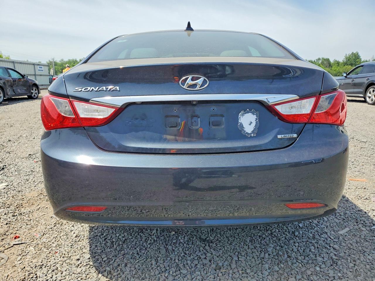 2011 HYUNDAI SONATA LIMITED photo 16