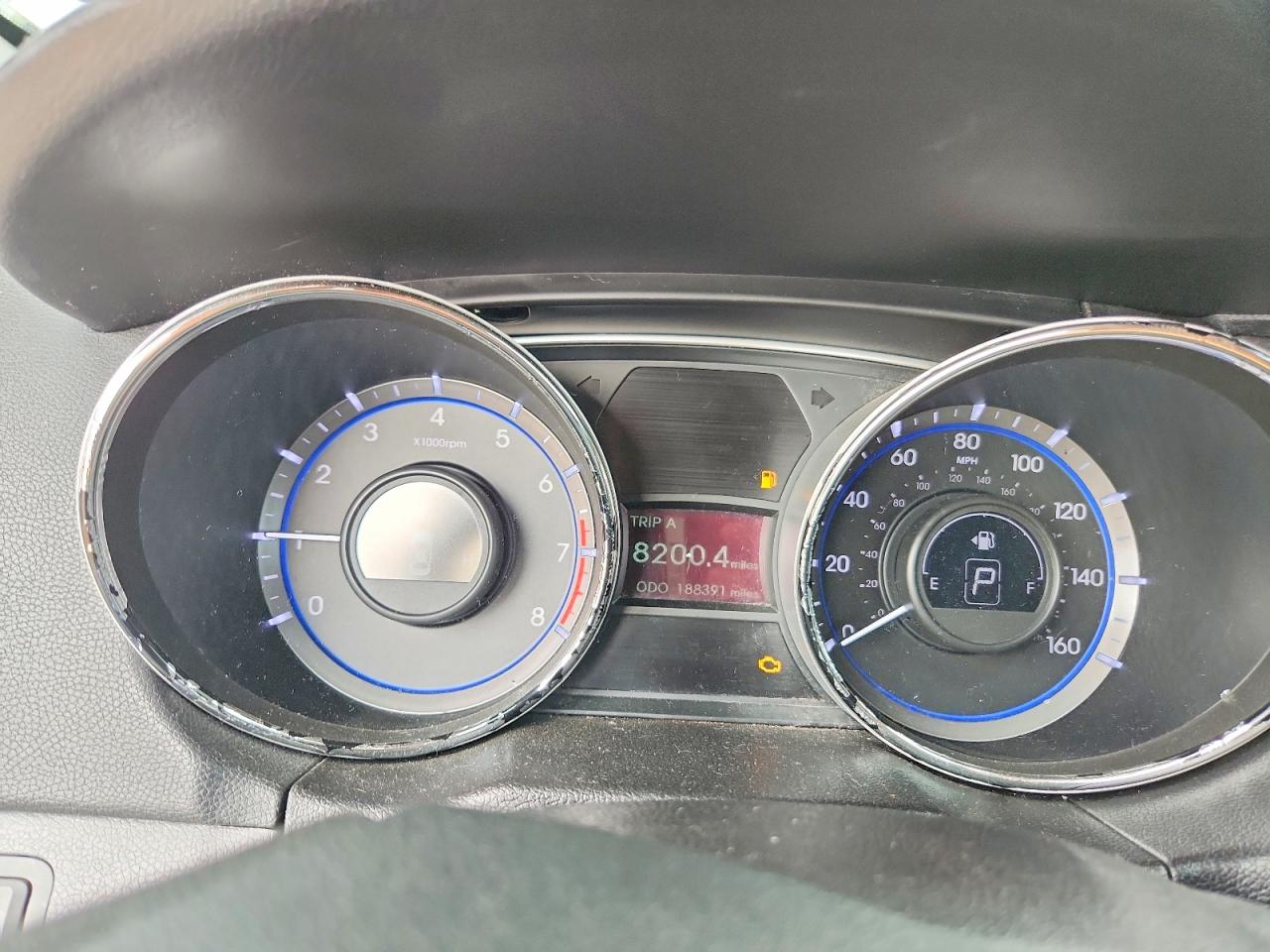 2014 HYUNDAI SONATA GLS photo 17
