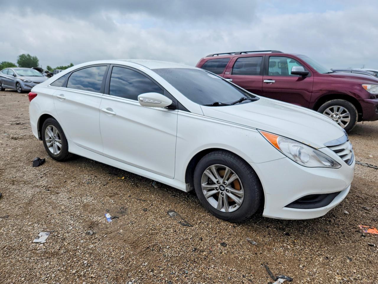 2014 HYUNDAI SONATA GLS photo 7