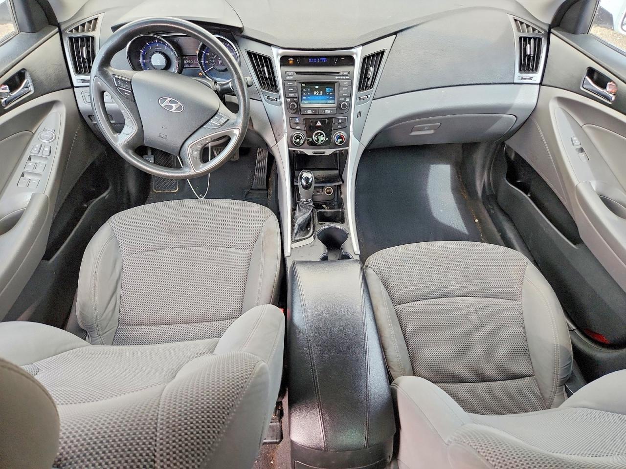 2014 HYUNDAI SONATA GLS photo 15