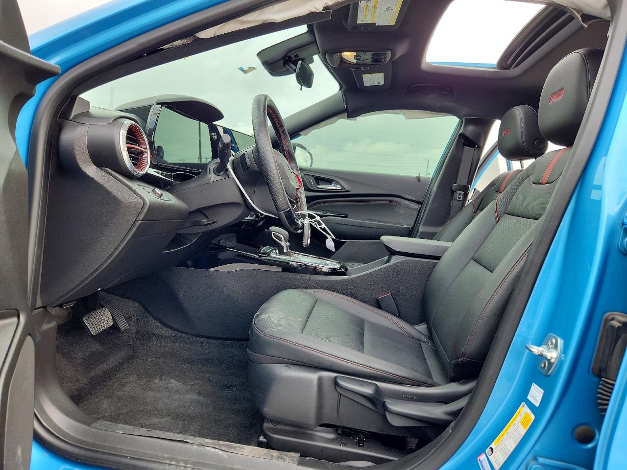 2025 CHEVROLET TRAX 2RS photo 13