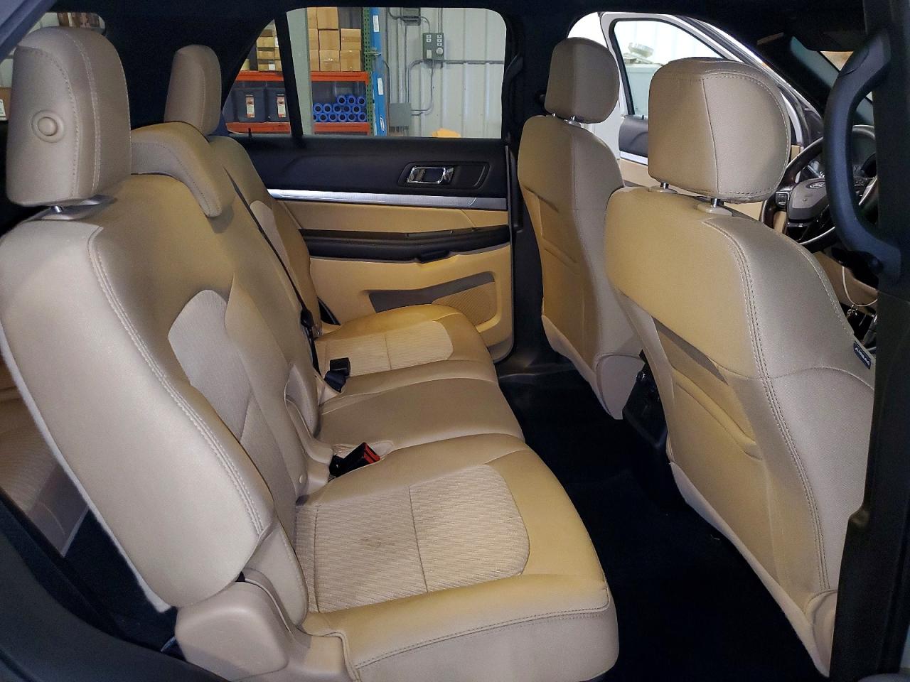 2017 FORD EXPLORER photo 21