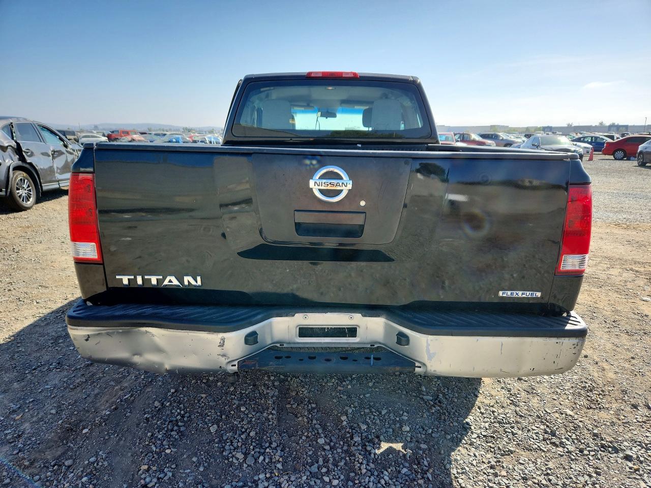 2012 NISSAN TITAN S photo 11