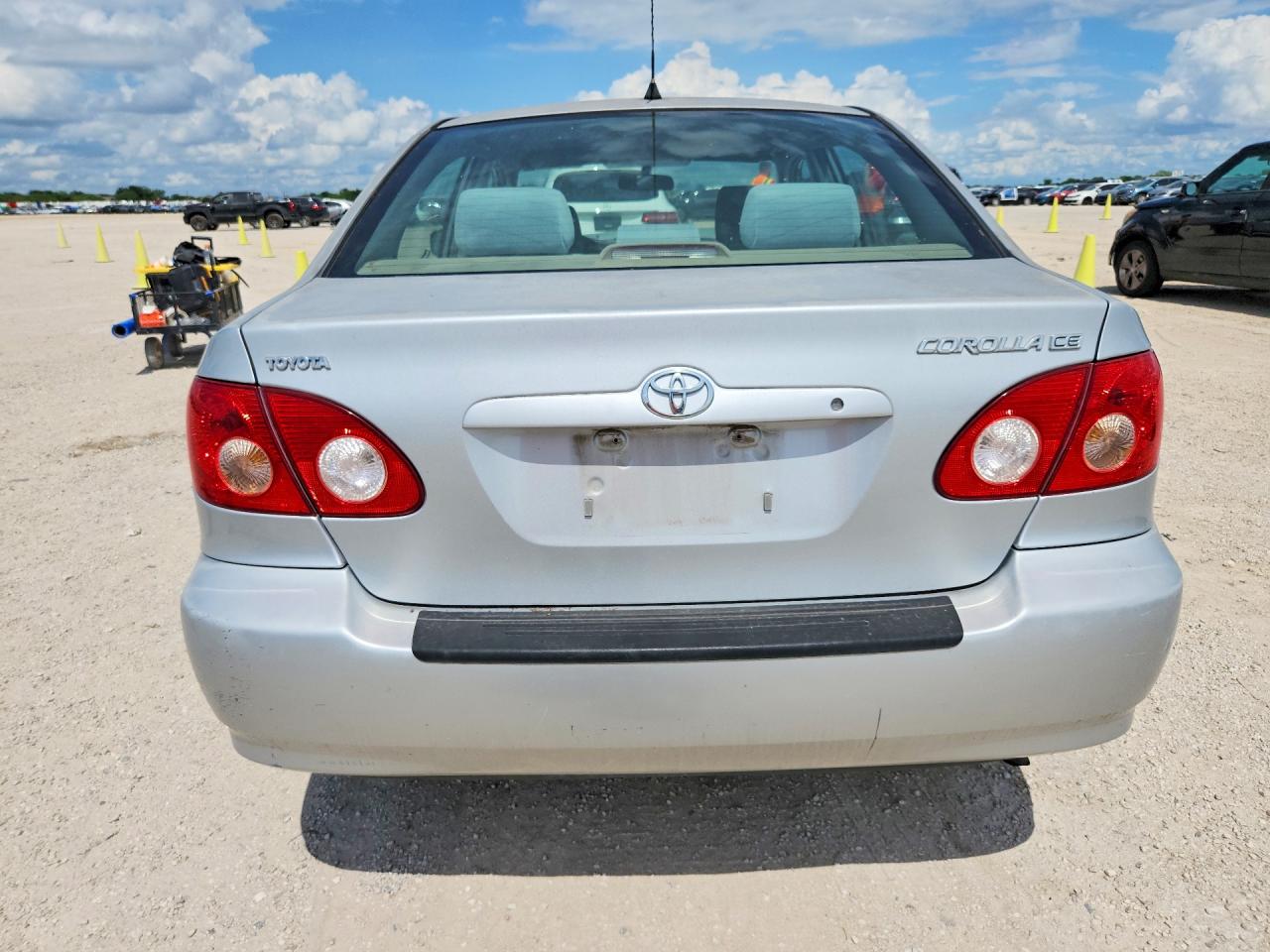 2008 TOYOTA COROLLA CE photo 11