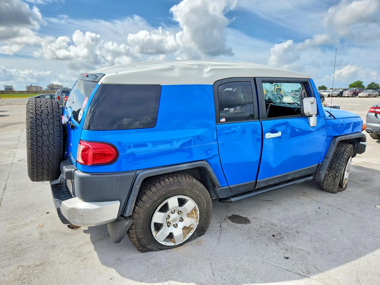 2007 TOYOTA FJ CRUISER BASE photo 5