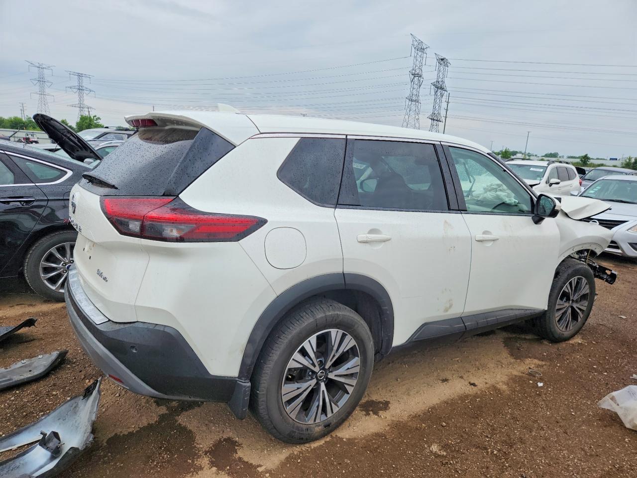 2021 NISSAN ROGUE SV photo 5