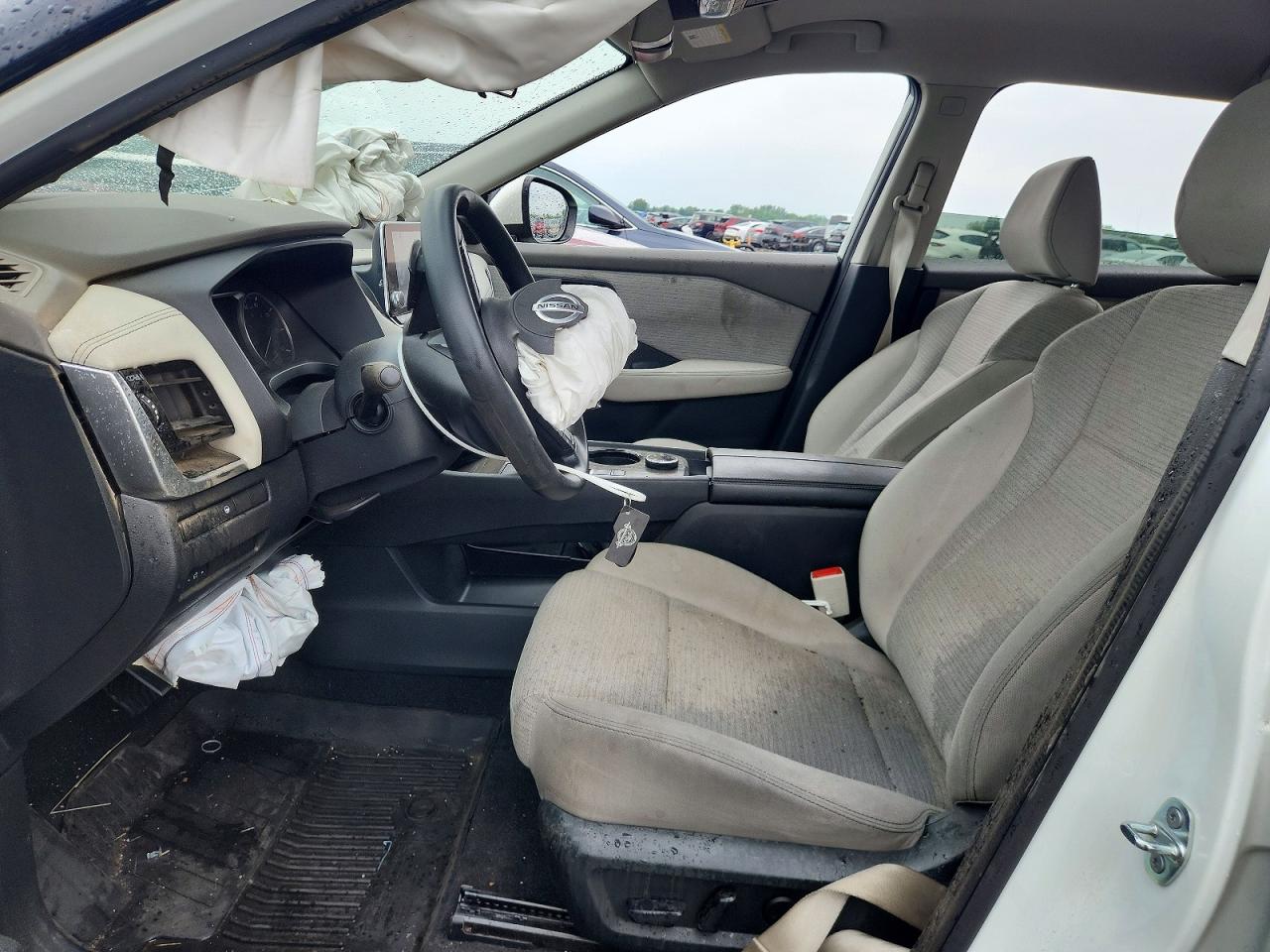 2021 NISSAN ROGUE SV photo 13