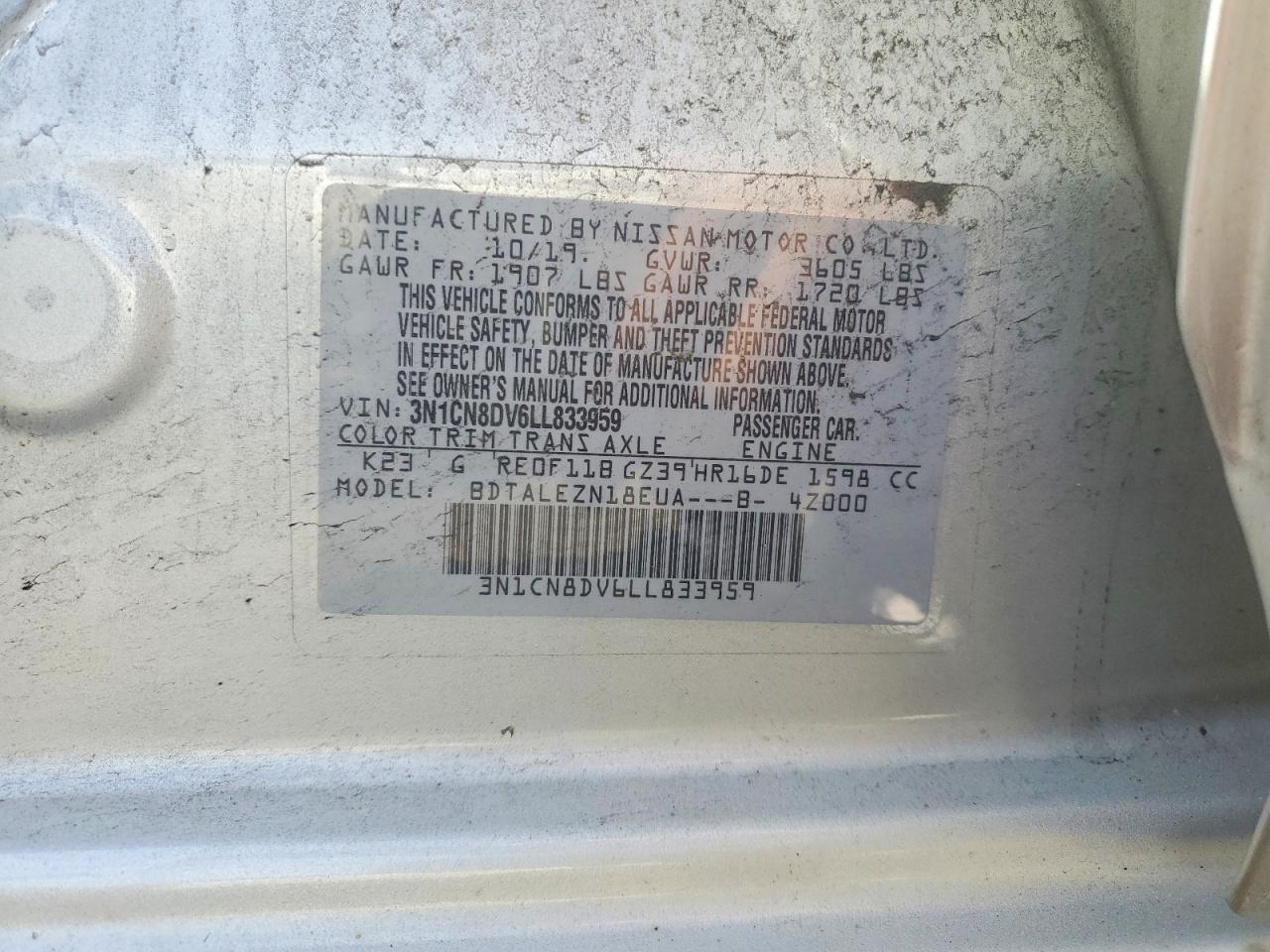 2020 NISSAN VERSA S photo 37