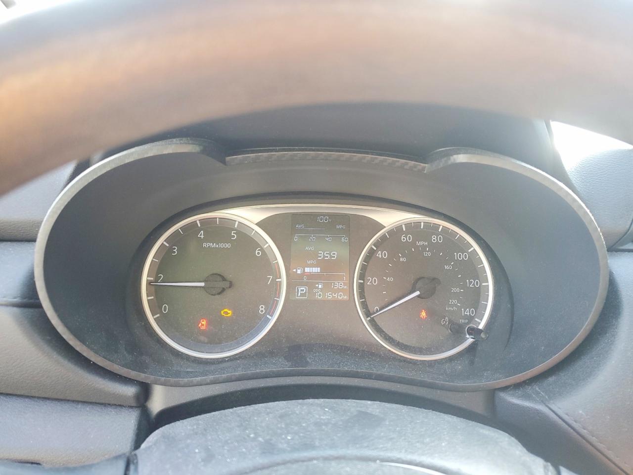 2020 NISSAN VERSA S photo 25