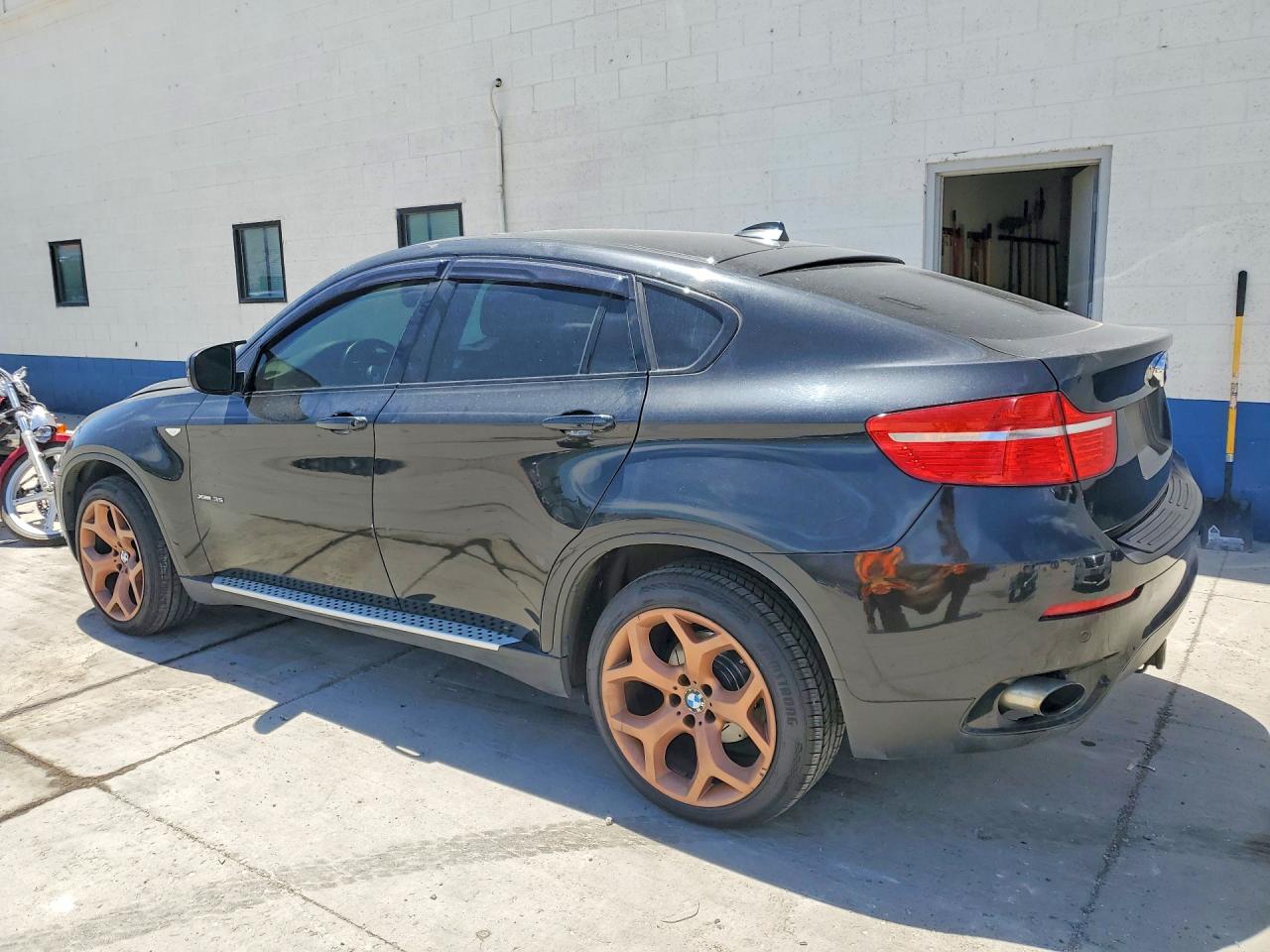 2011 BMW X6 XDRIVE35I photo 3