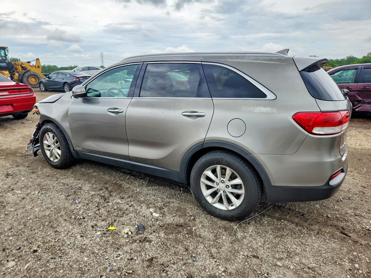 2016 KIA SORENTO LX photo 3