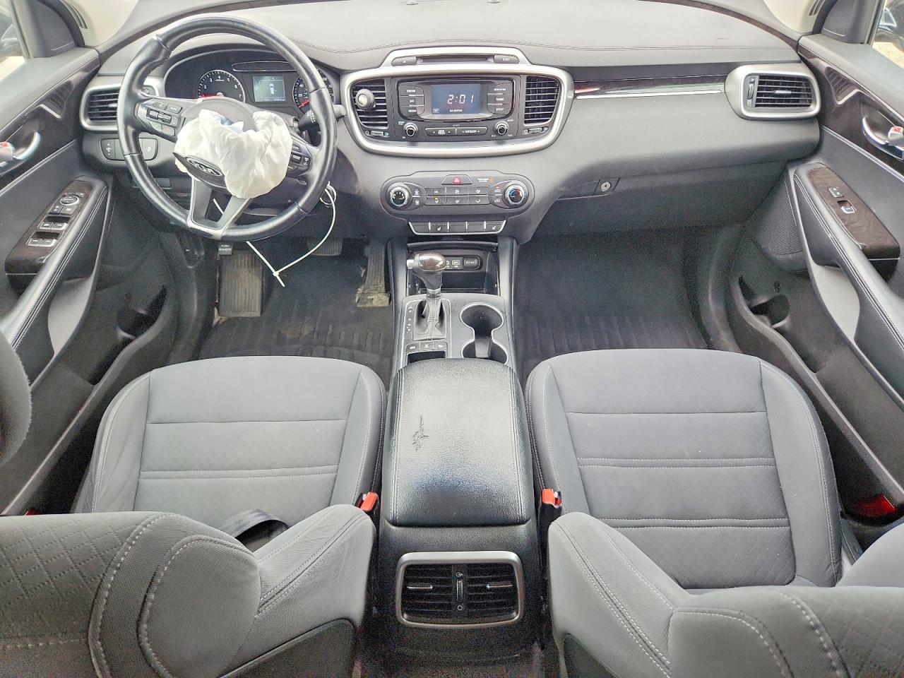 2016 KIA SORENTO LX photo 15