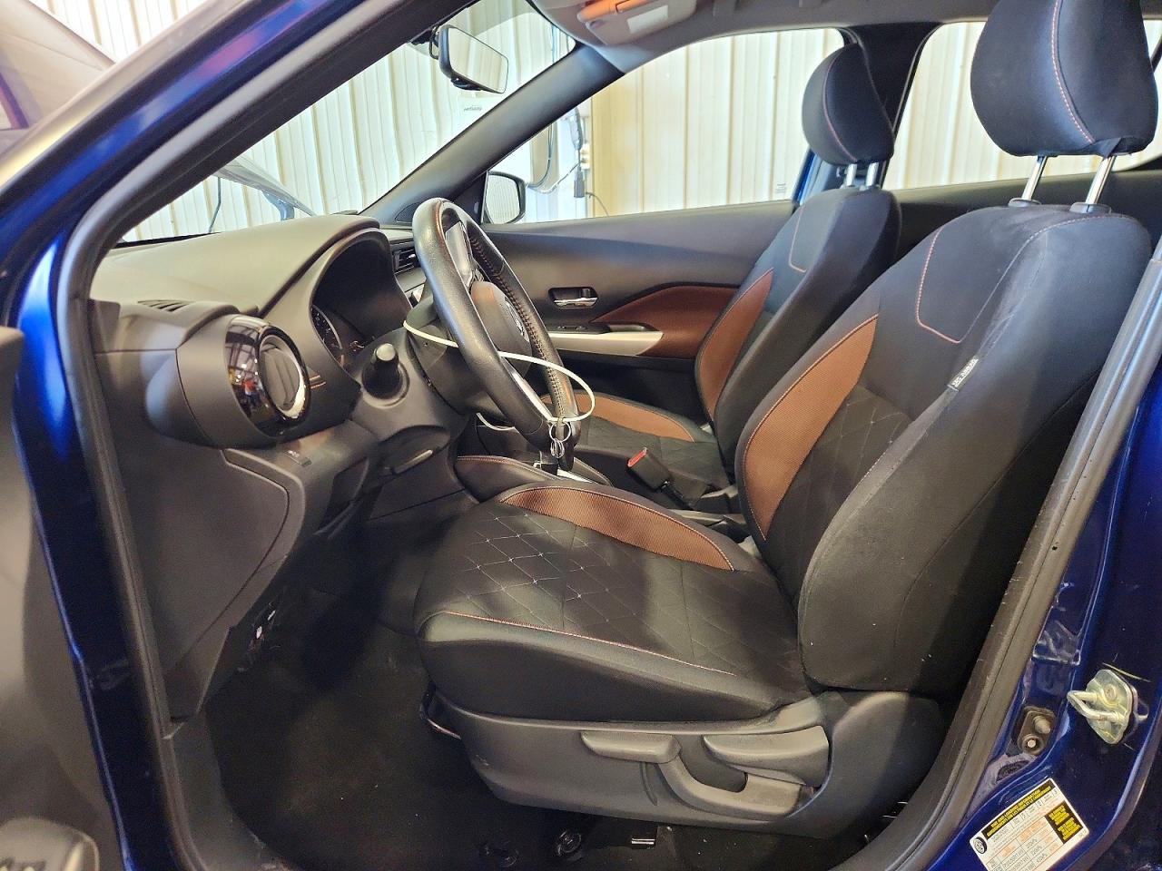 2019 NISSAN KICKS SR photo 13