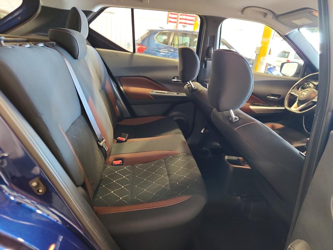 2019 NISSAN KICKS SR photo 21