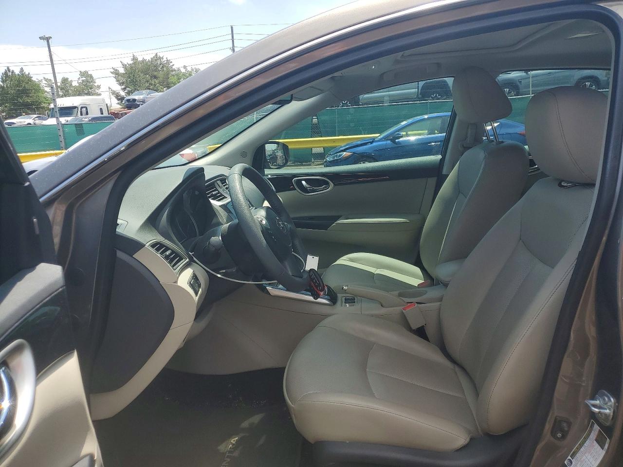 2016 NISSAN SENTRA SL photo 13