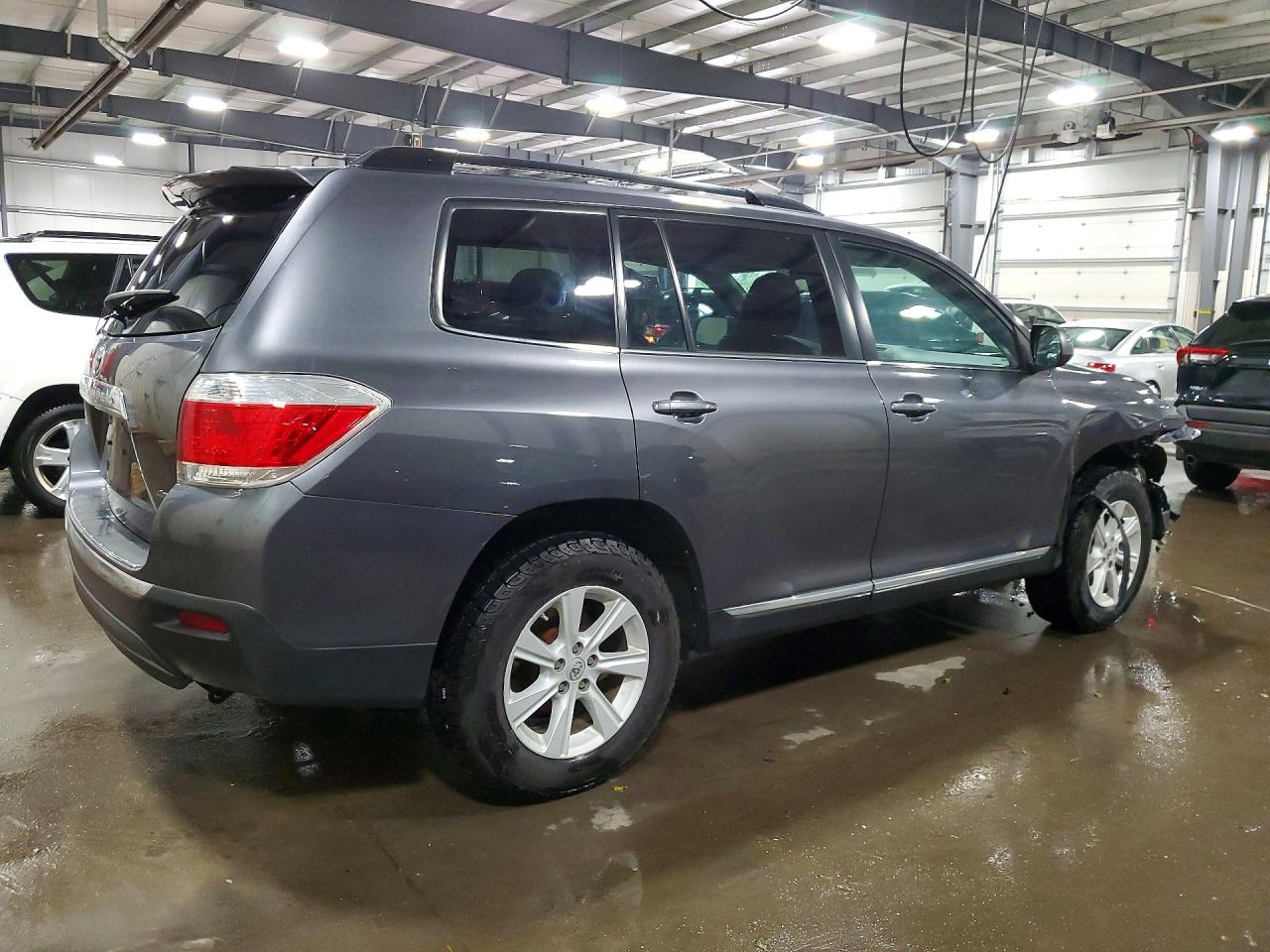 2013 TOYOTA HIGHLANDER SE photo 7