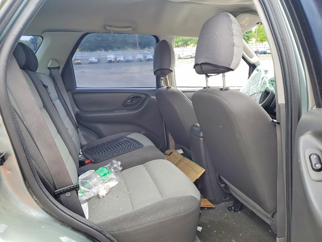 2005 FORD ESCAPE XLS photo 11