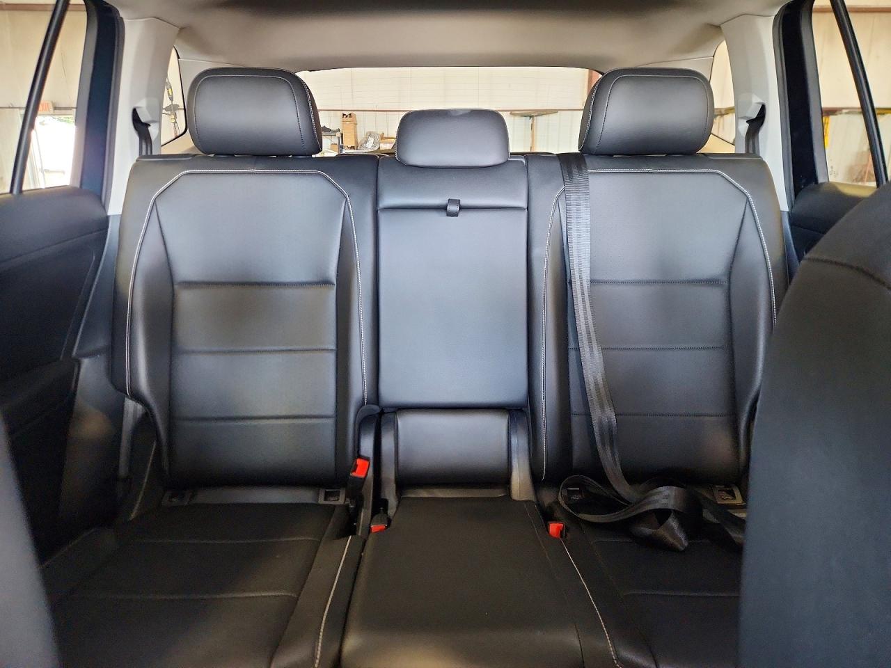 2021 VOLKSWAGEN TIGUAN SE photo 28