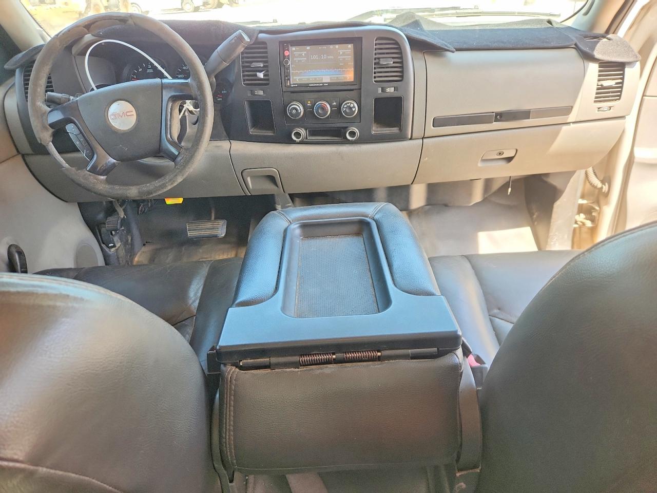 2007 GMC NEW SIERRA C1500 photo 8