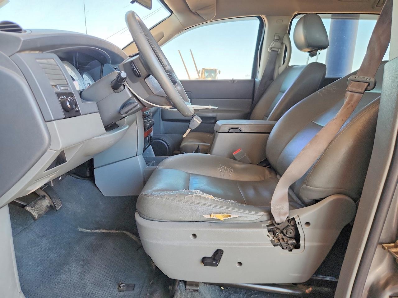 2006 DODGE DURANGO SLT photo 13