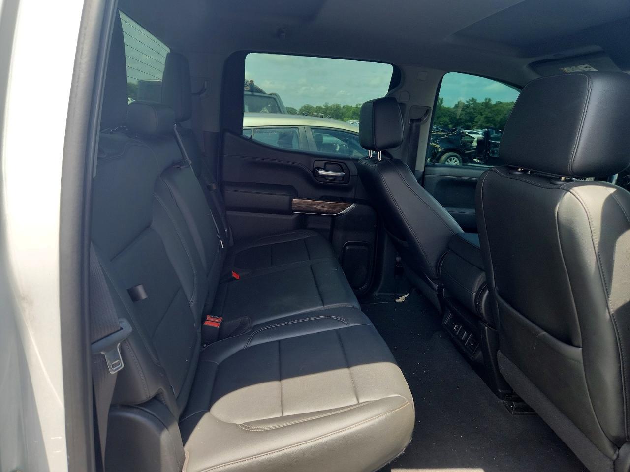 2020 CHEVROLET SILVERADO K1500 LT photo 28