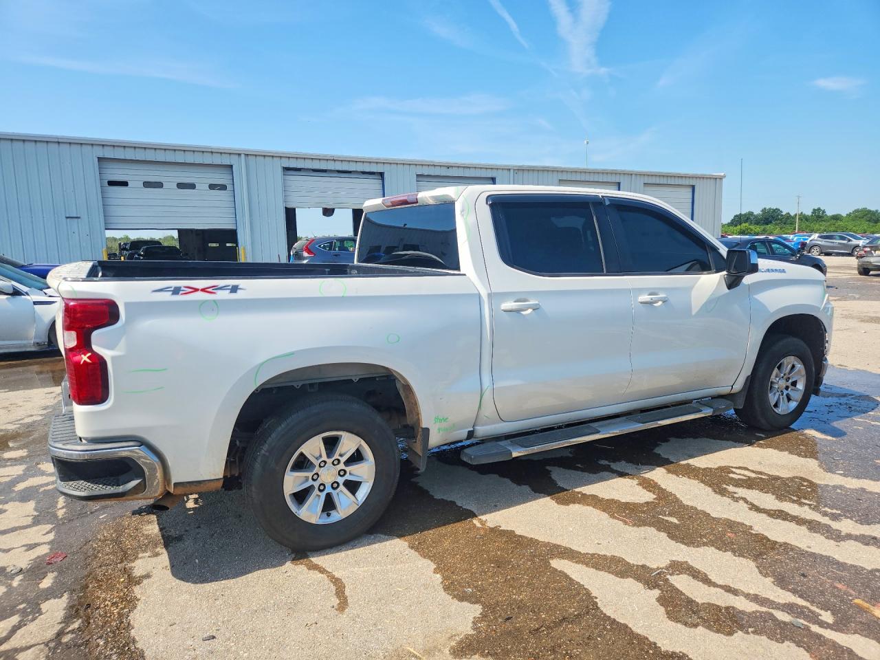 2020 CHEVROLET SILVERADO K1500 LT photo 7