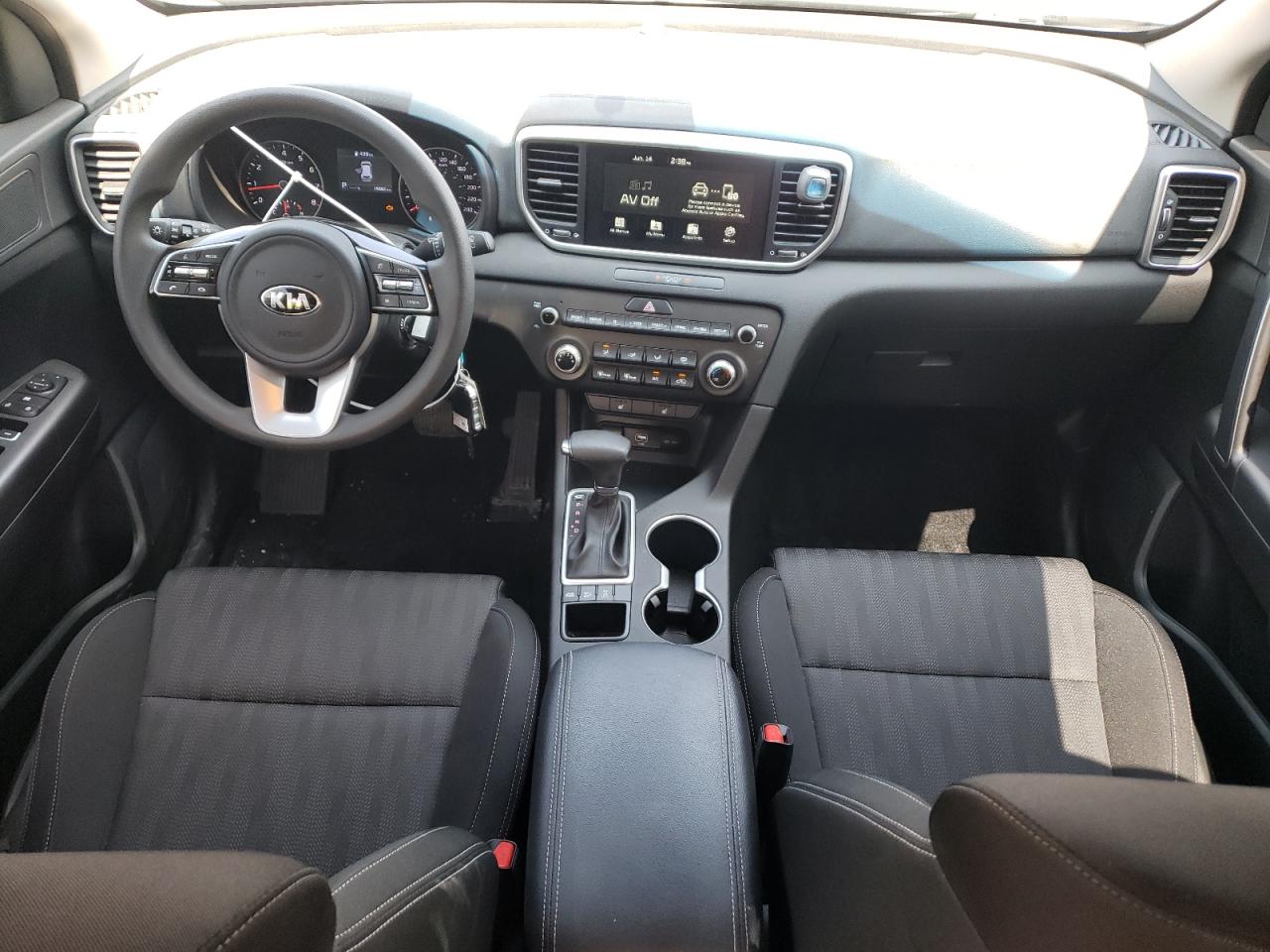 2021 KIA SPORTAGE LX photo 8