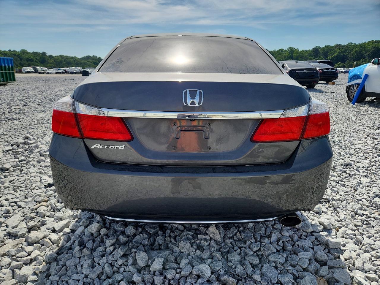 2014 HONDA ACCORD LX photo 16