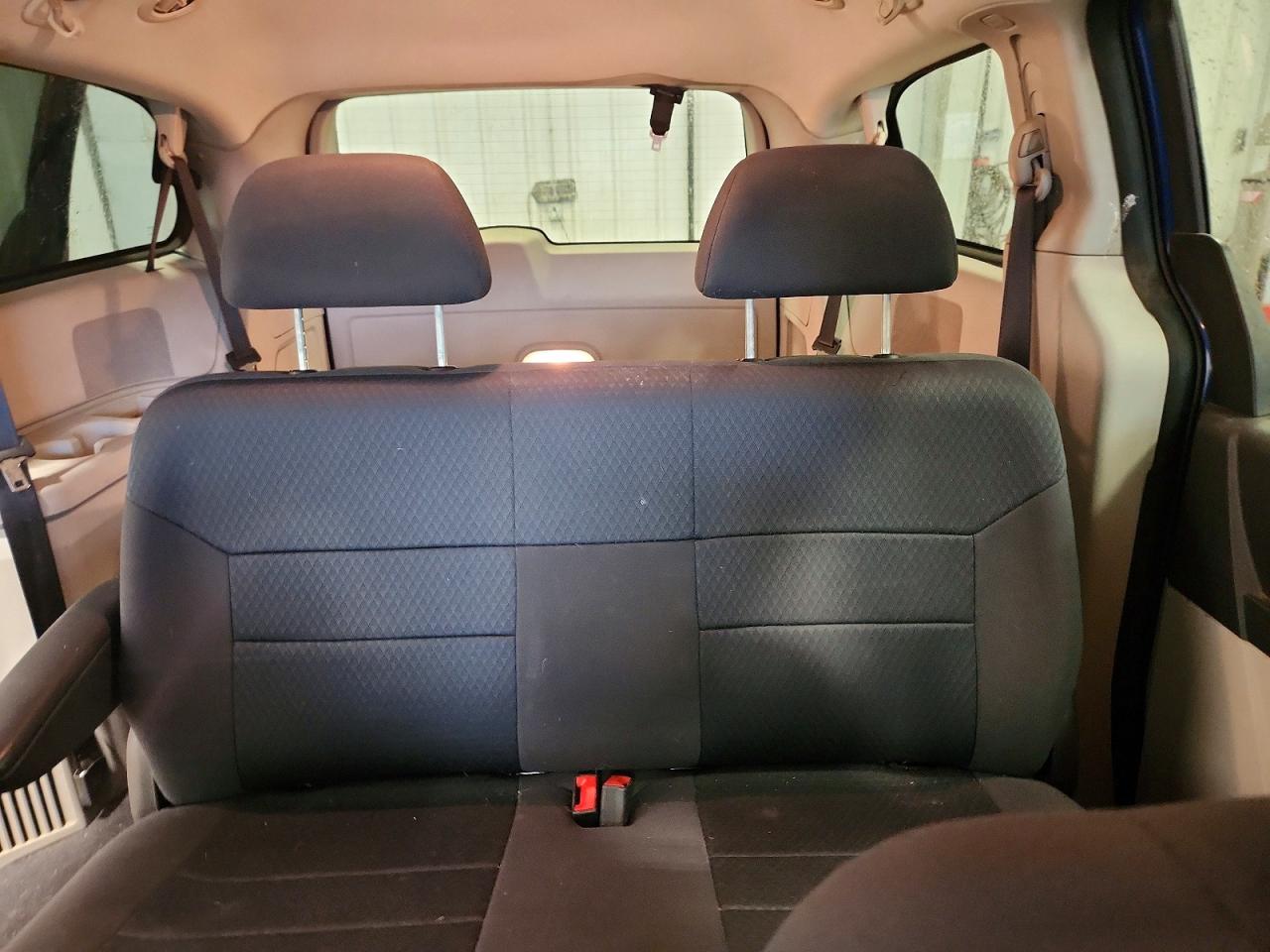 2010 DODGE GRAND CARAVAN SE photo 19