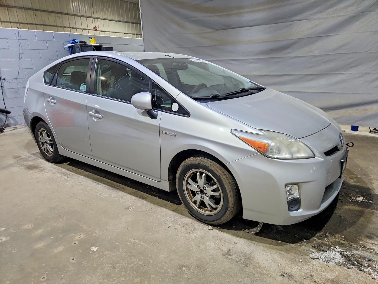 2011 TOYOTA PRIUS TWO photo 7