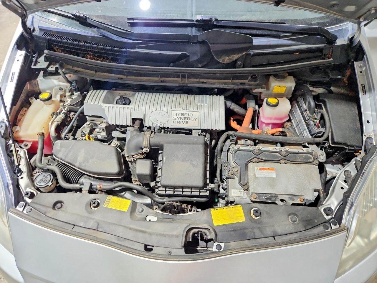2011 TOYOTA PRIUS TWO photo 21