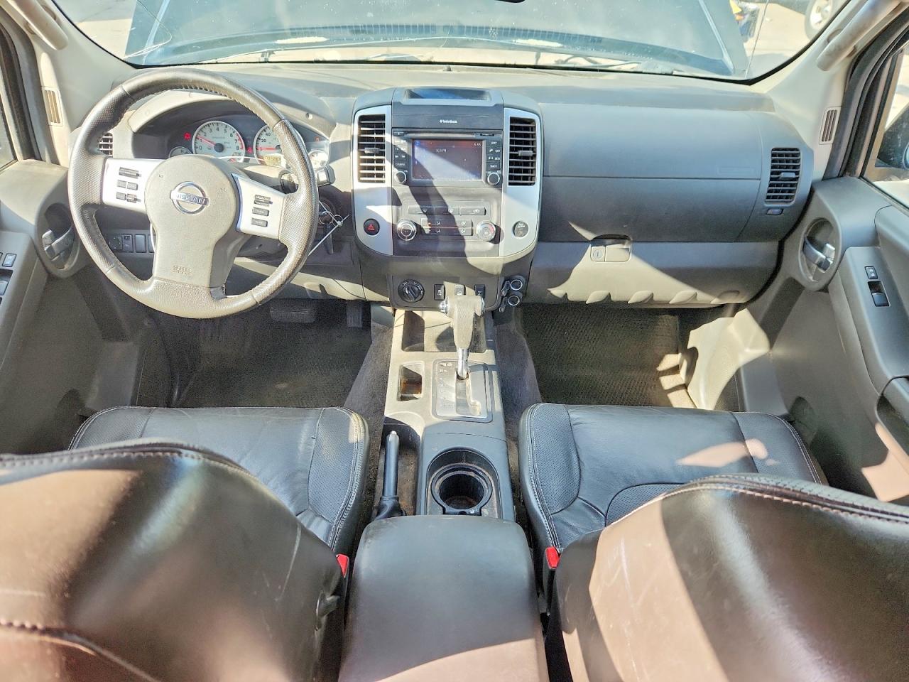 2013 NISSAN XTERRA X photo 8