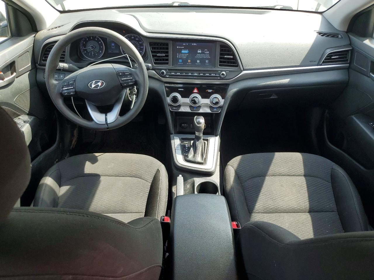 2019 HYUNDAI ELANTRA SEL photo 22