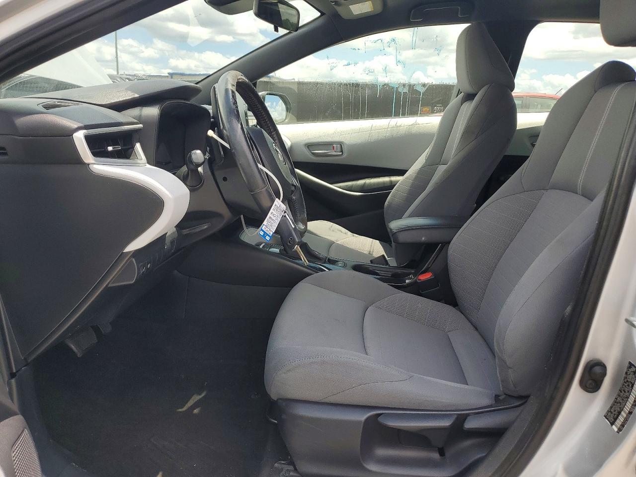 2020 TOYOTA COROLLA SE photo 19
